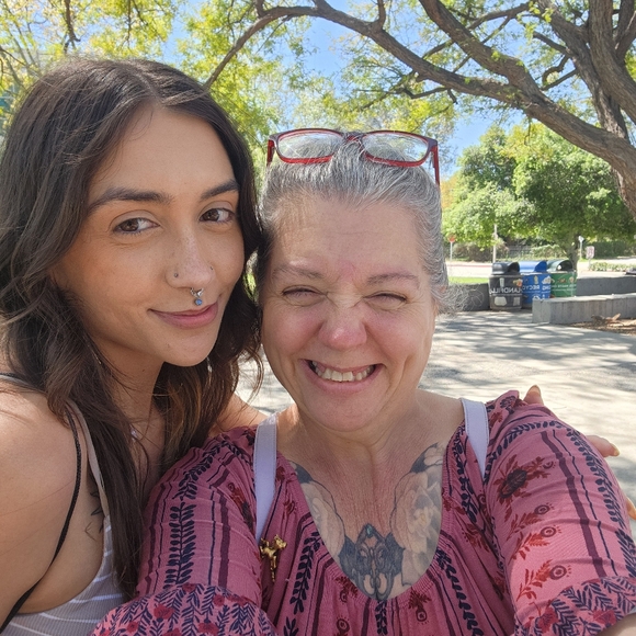 Meet your Posher, Stefie๐ฆ๐๐ฆ - Picture 2 of 9